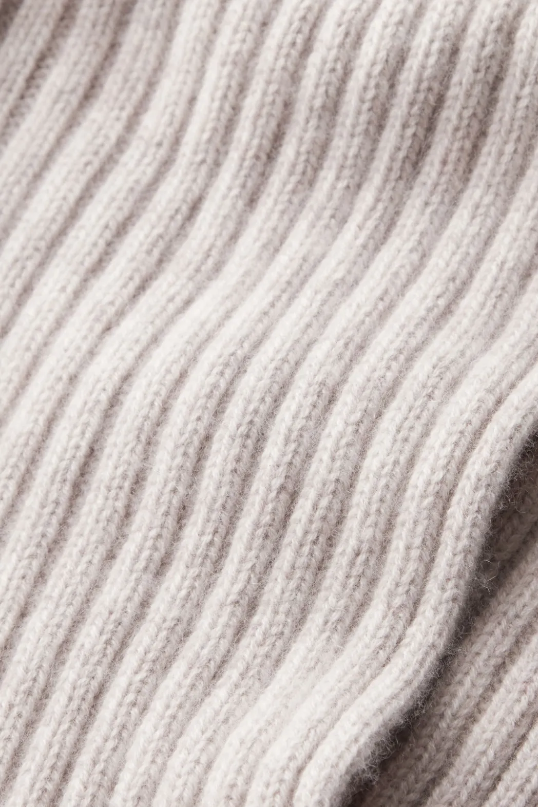 Online COS CHUNKY RIBBED PURE CASHMERE SCARF OFF-WHITE