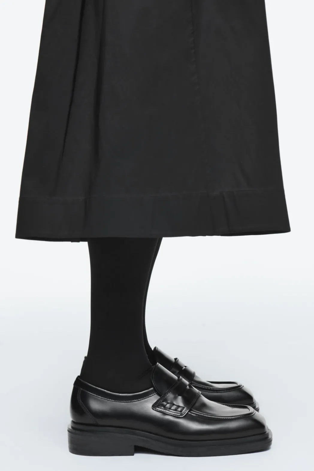 Discount COS CHUNKY SQUARE-TOE LEATHER LOAFERS BLACK