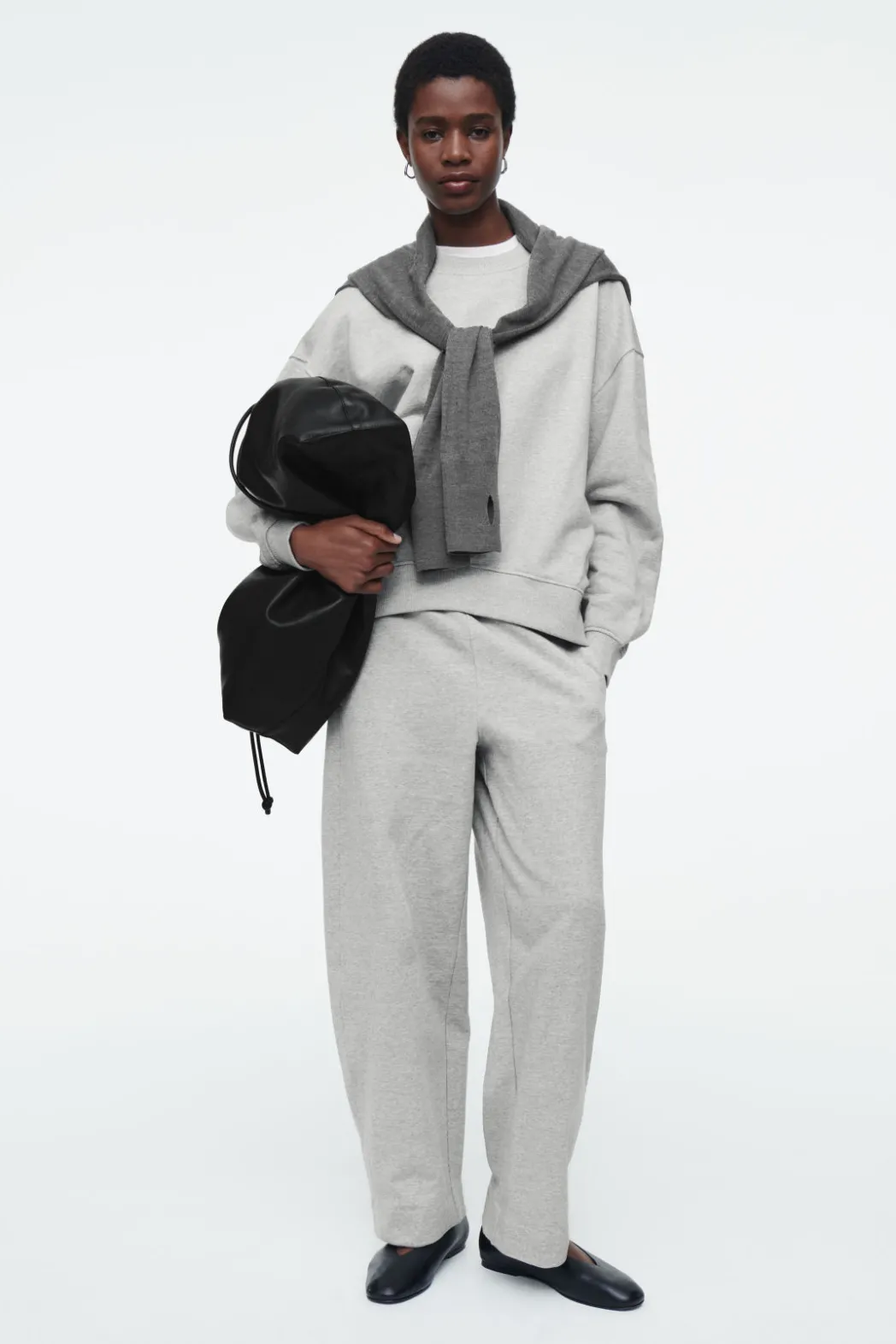 COS CLASSIC CREW-NECK SWEATSHIRT GRAY