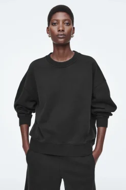 COS CLASSIC CREW-NECK SWEATSHIRT BLACK