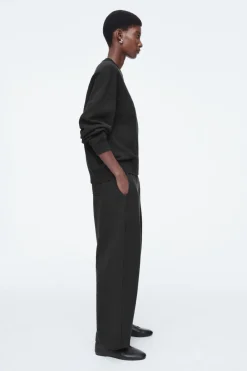 COS CLASSIC CREW-NECK SWEATSHIRT BLACK