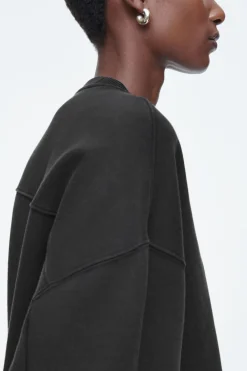 COS CLASSIC CREW-NECK SWEATSHIRT BLACK