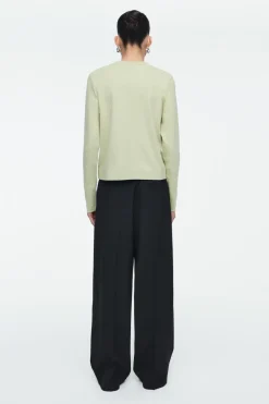 Sale COS CLEAN CUT REGULAR LONG-SLEEVED T-SHIRT LIGHT GREEN