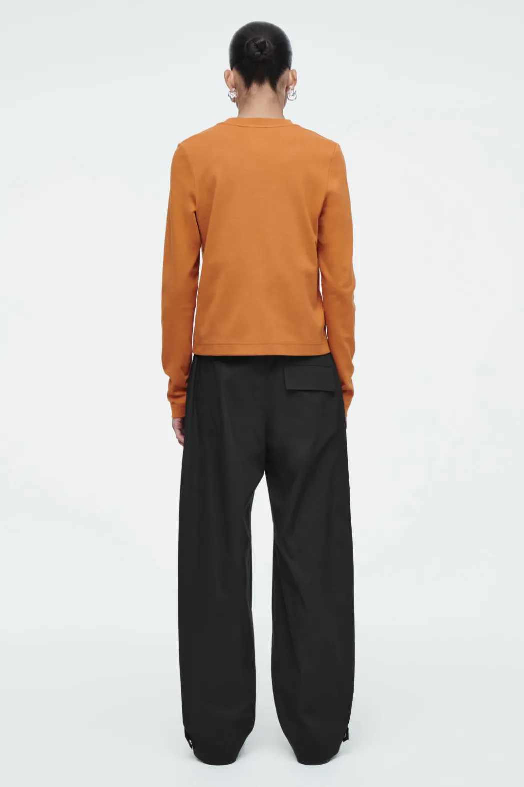 Discount COS CLEAN CUT REGULAR LONG-SLEEVED T-SHIRT ORANGE