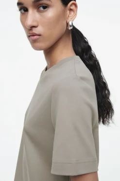 Discount COS CLEAN CUT REGULAR T-SHIRT KHAKI