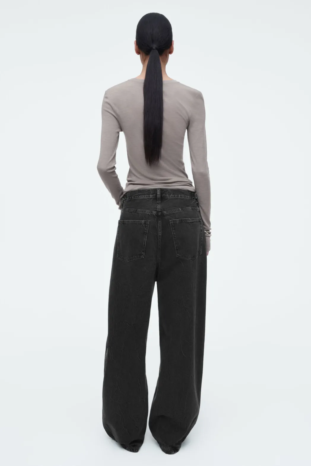 Discount COS COAST WIDE-LEG JEANS CRINKLED BLACK