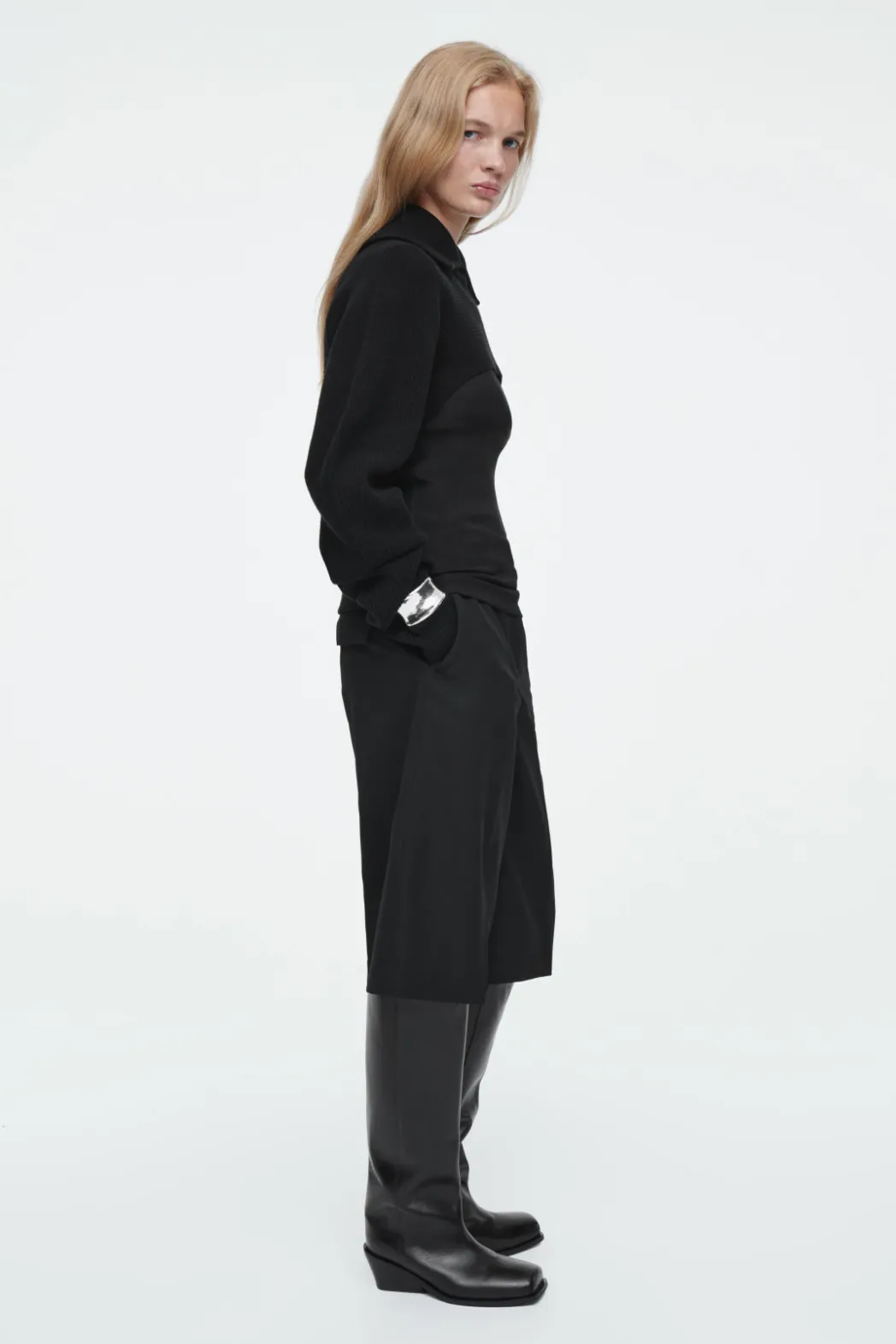 Sale COS COLLARED CROPPED KNITTED SWEATER BLACK
