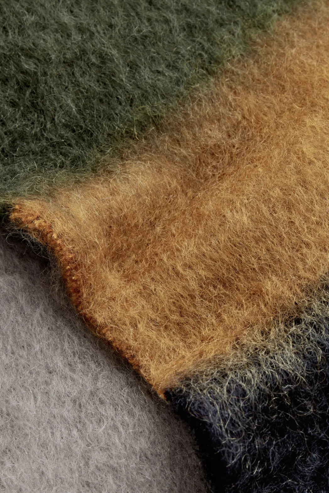Clearance COS COLOUR-BLOCK MOHAIR SCARF NAVY / STRIPED