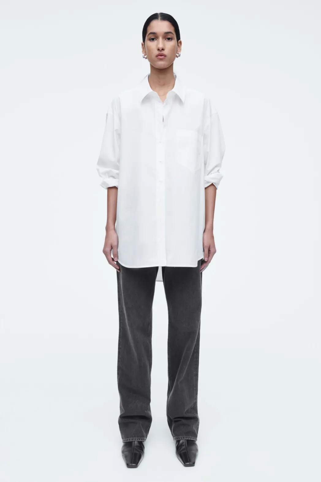 Outlet COS COLUMN STRAIGHT-LEG JEANS FADED BLACK