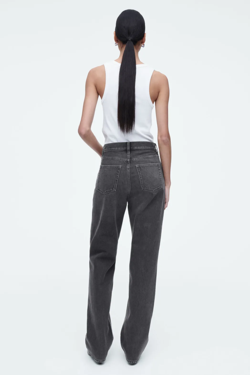 Outlet COS COLUMN STRAIGHT-LEG JEANS FADED BLACK