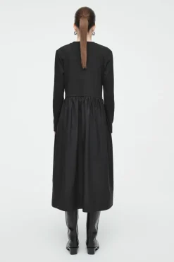 Sale COS CONTRAST-PANEL LONG-SLEEVED MIDI DRESS BLACK