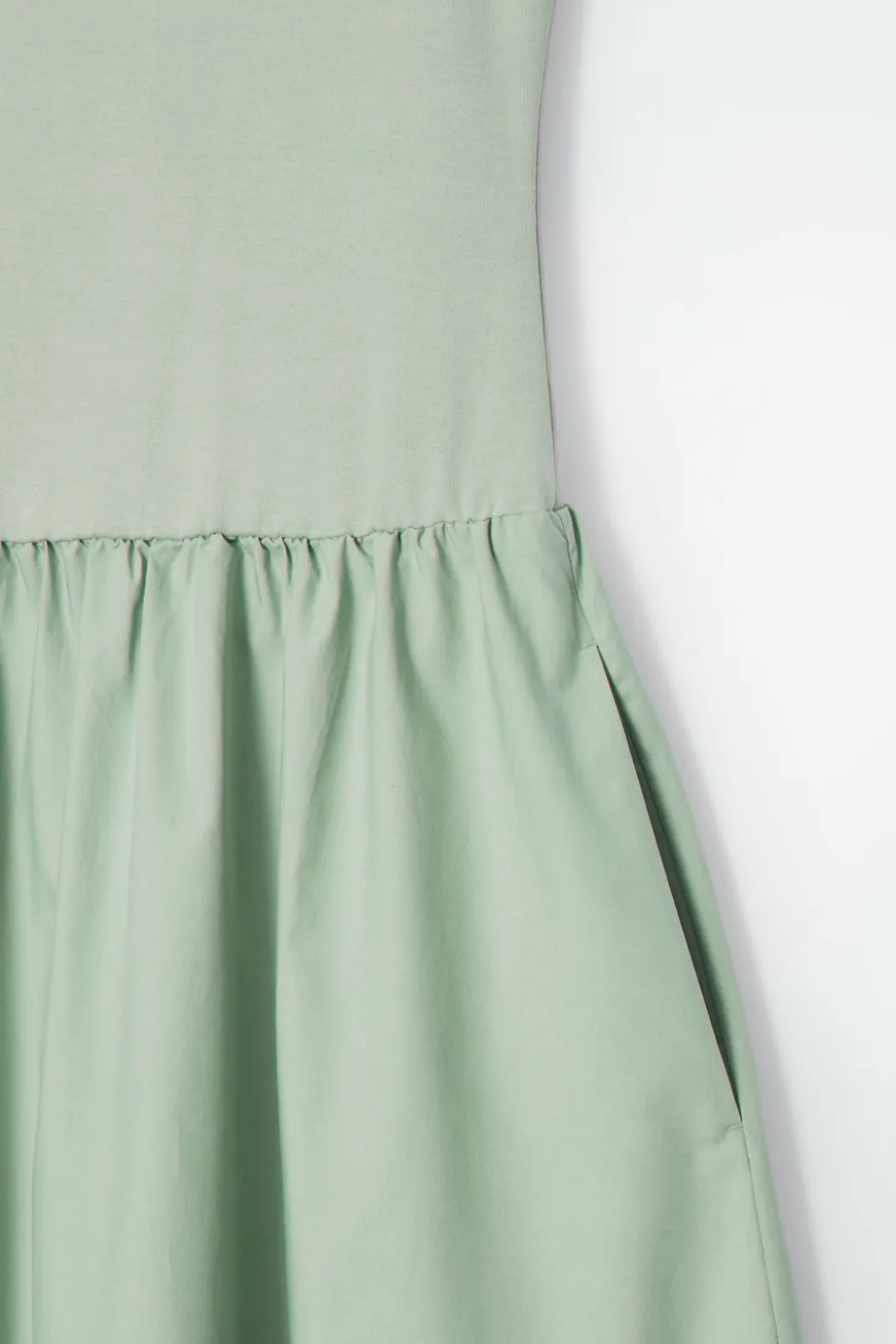 Best COS CONTRAST-PANEL MAXI DRESS SAGE GREEN