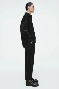 Outlet COS CORDUROY HALF-PLACKET SHIRT BLACK