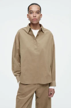 Outlet COS CORDUROY HALF-PLACKET SHIRT BEIGE