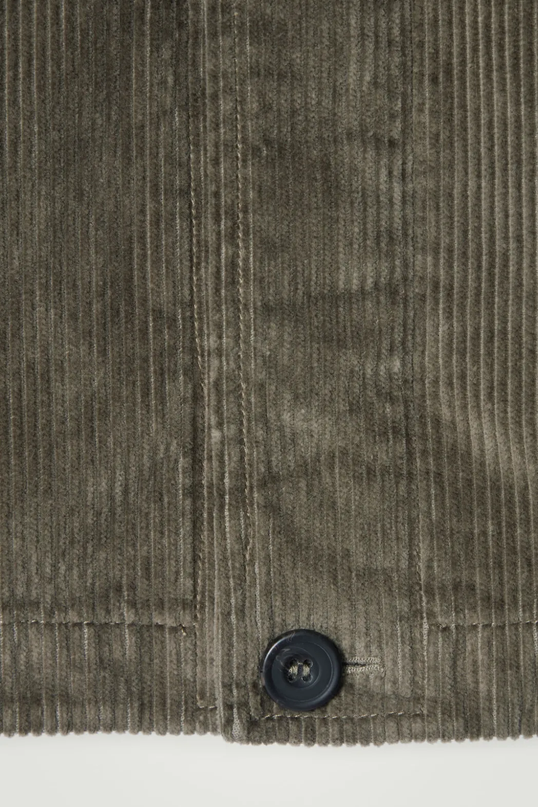 Outlet COS CORDUROY OVERSHIRT DARK KHAKI
