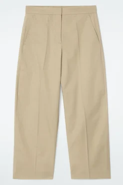 Online COS COTTON-TWILL CHINOS BEIGE