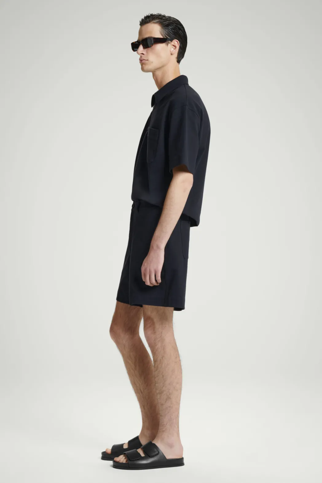 Clearance COS COTTON-TWILL SWEAT SHORTS NAVY