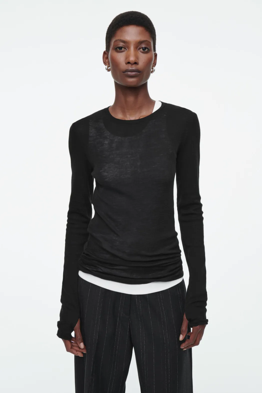 Outlet COS CREW-NECK MERINO WOOL TOP BLACK