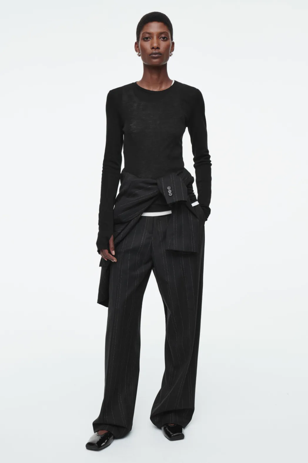 Outlet COS CREW-NECK MERINO WOOL TOP BLACK
