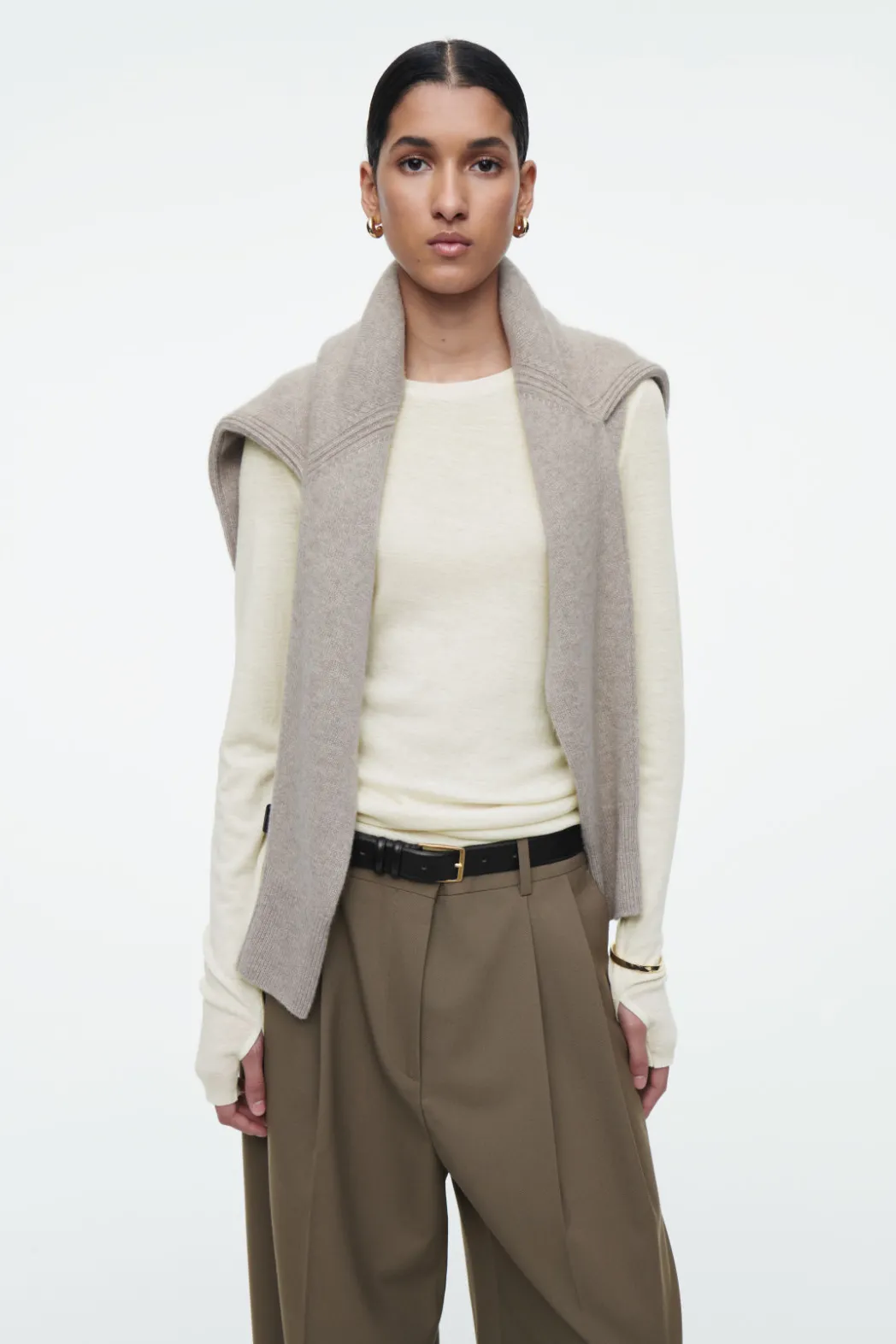COS CREW-NECK MERINO WOOL TOP OFF-WHITE