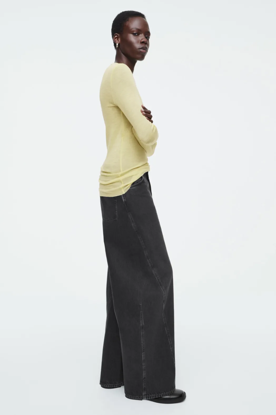 Sale COS CREW-NECK MERINO WOOL TOP LIGHT YELLOW