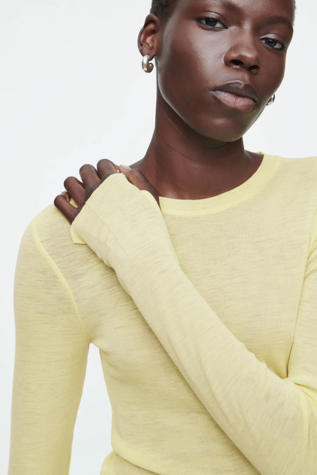 Sale COS CREW-NECK MERINO WOOL TOP LIGHT YELLOW