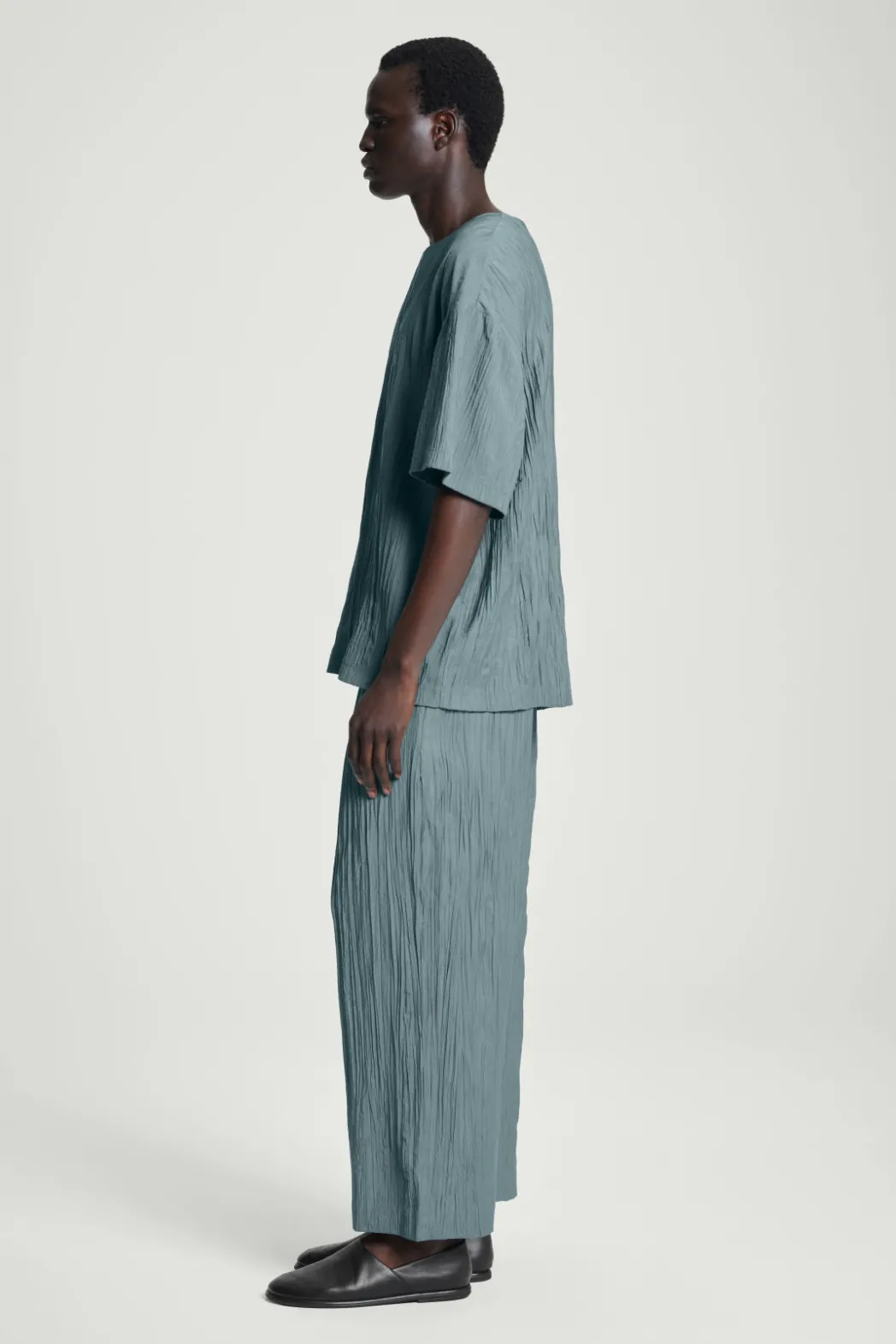 Hot COS CRINKLED WIDE-LEG PANTS BLUE