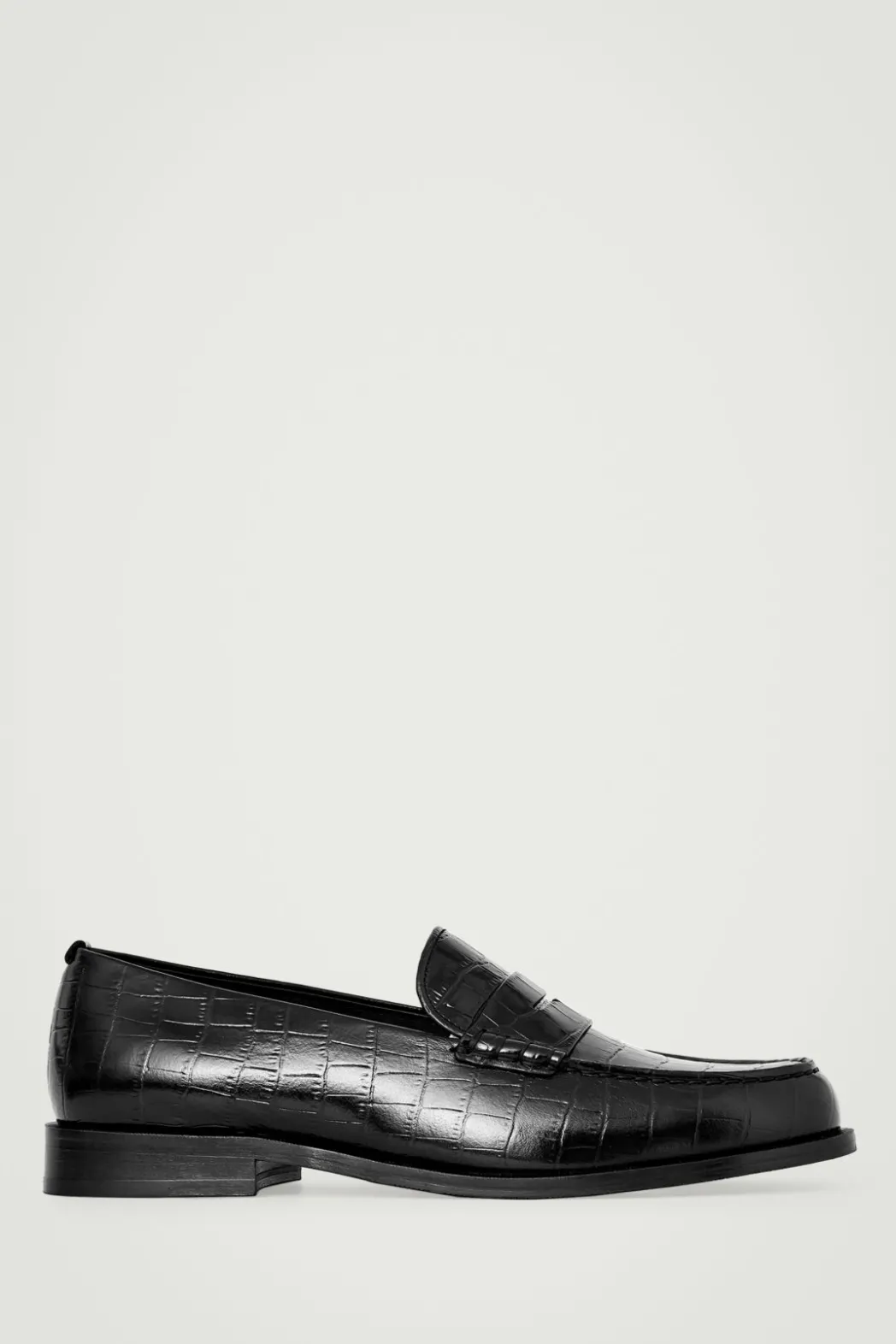 Hot COS CROC-EFFECT LEATHER LOAFERS BLACK