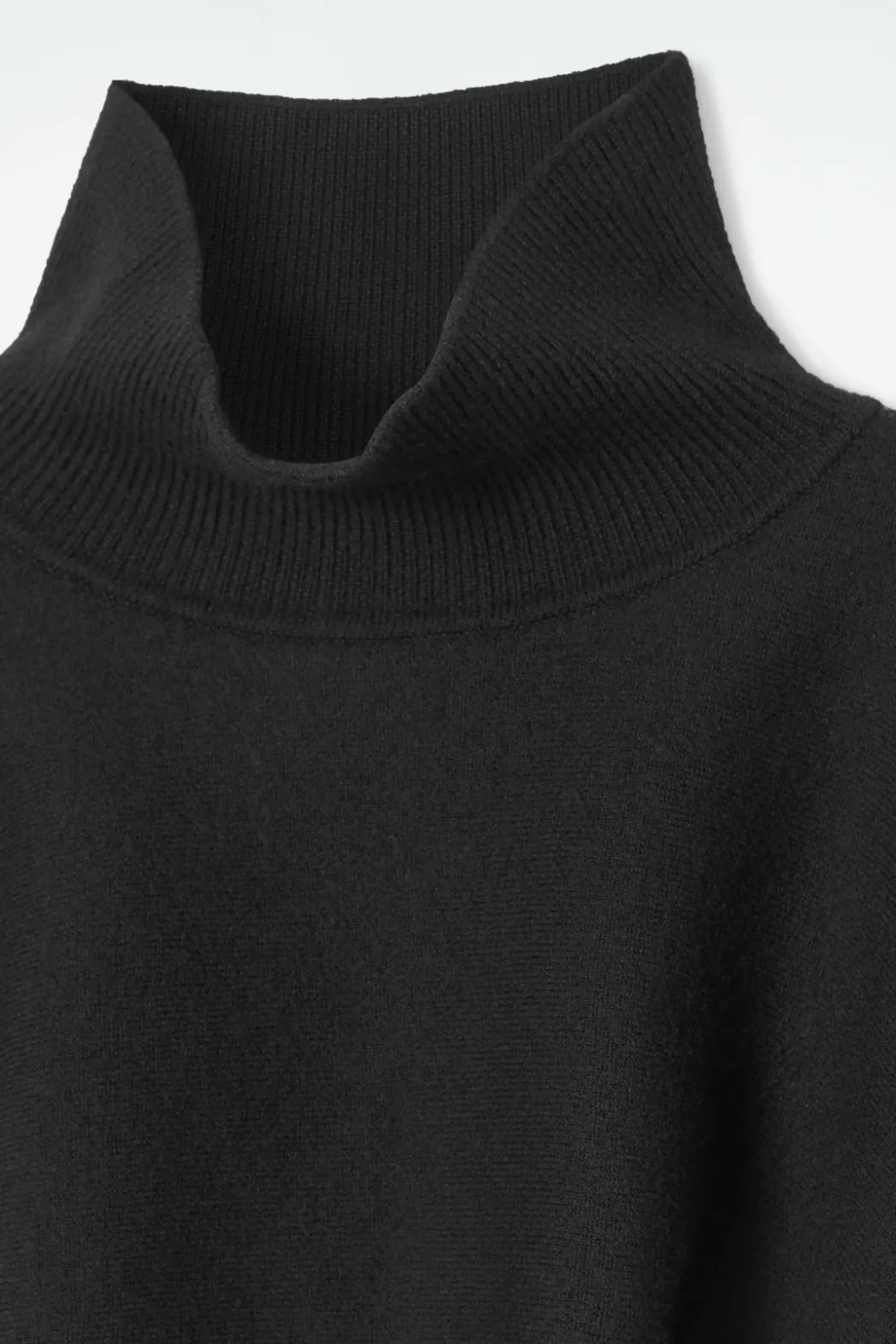 COS CROPPED BOILED-WOOL HYBRID CAPE BLACK