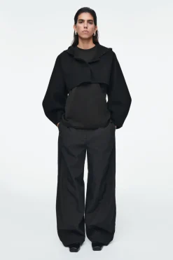 Discount COS CROPPED DOUBLE-FACED WOOL HOODED JACKET BLACK