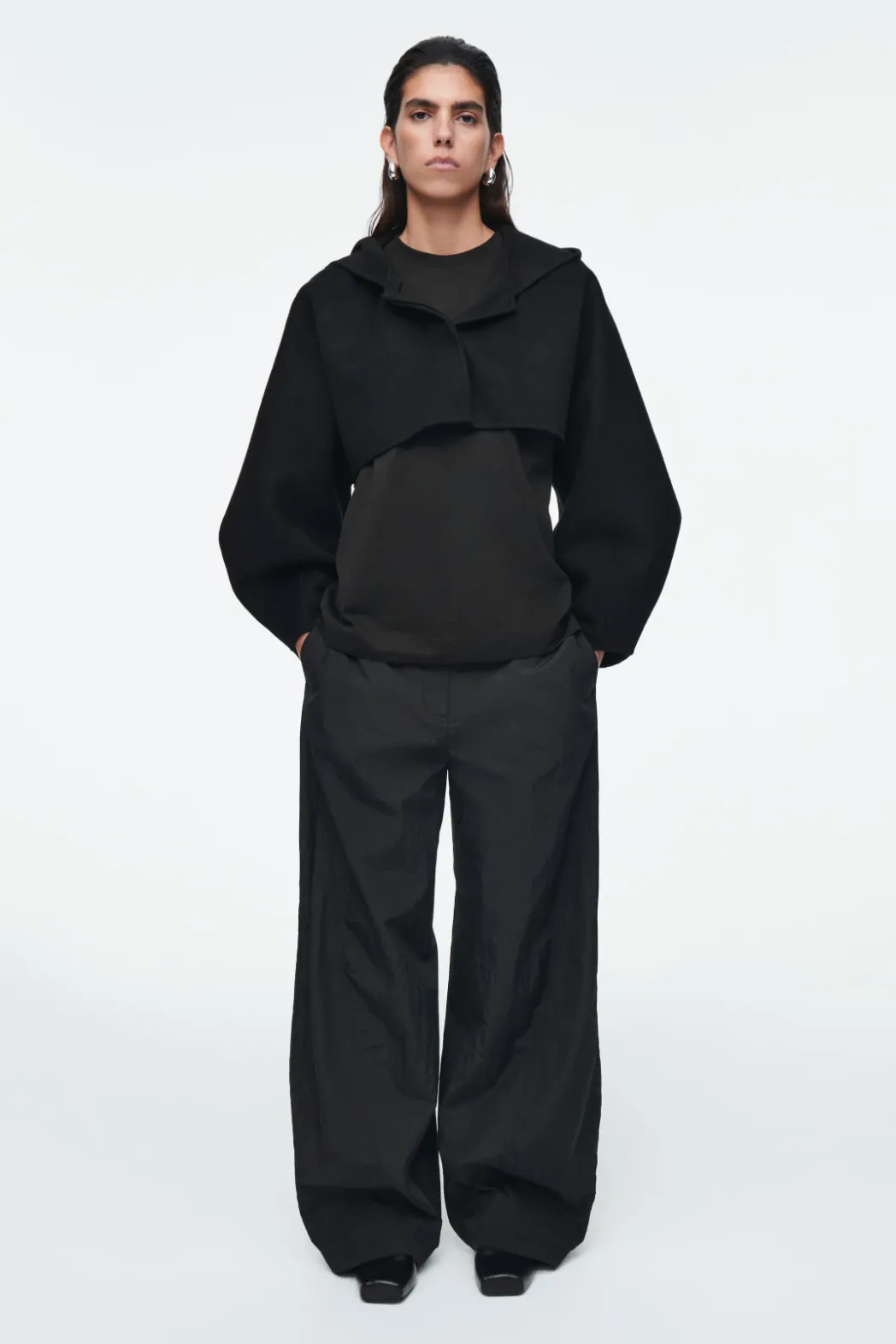 Discount COS CROPPED DOUBLE-FACED WOOL HOODED JACKET BLACK