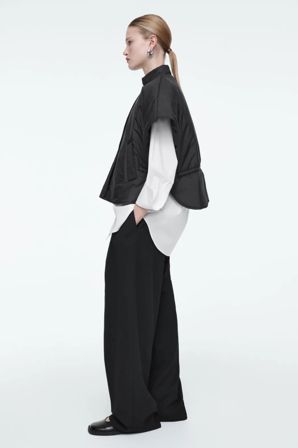 Online COS CROPPED PADDED HYBRID VEST CHARCOAL