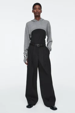 New COS CROPPED WOOL HOODIE GRAY