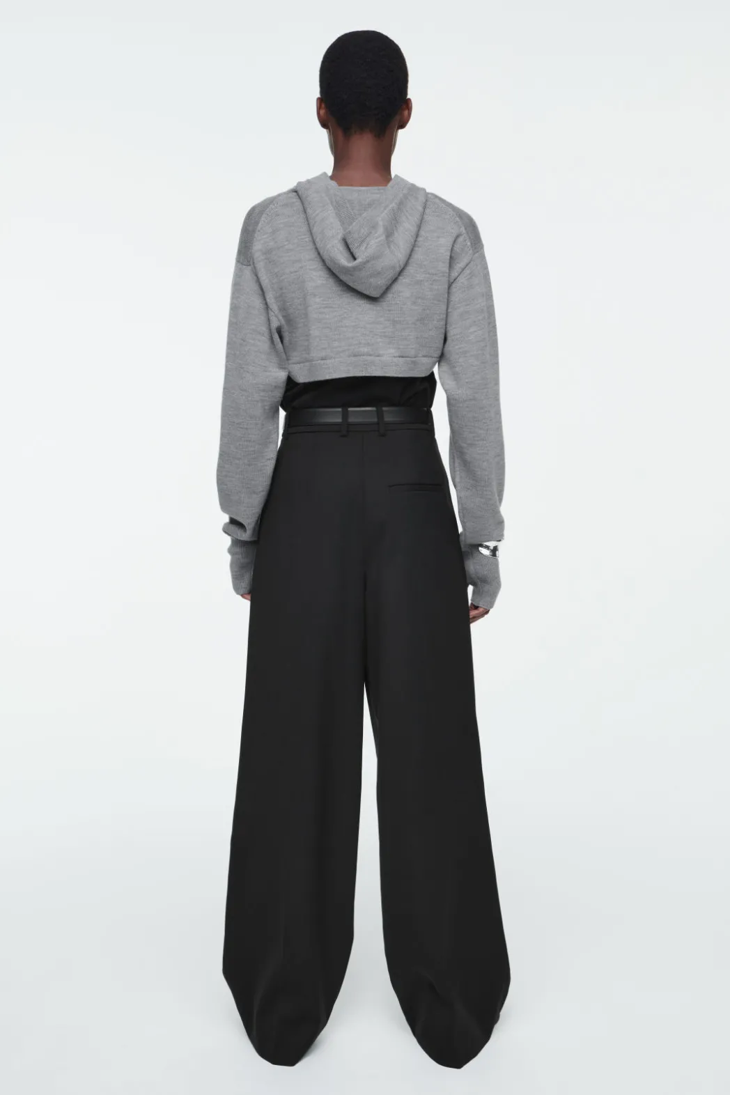 New COS CROPPED WOOL HOODIE GRAY
