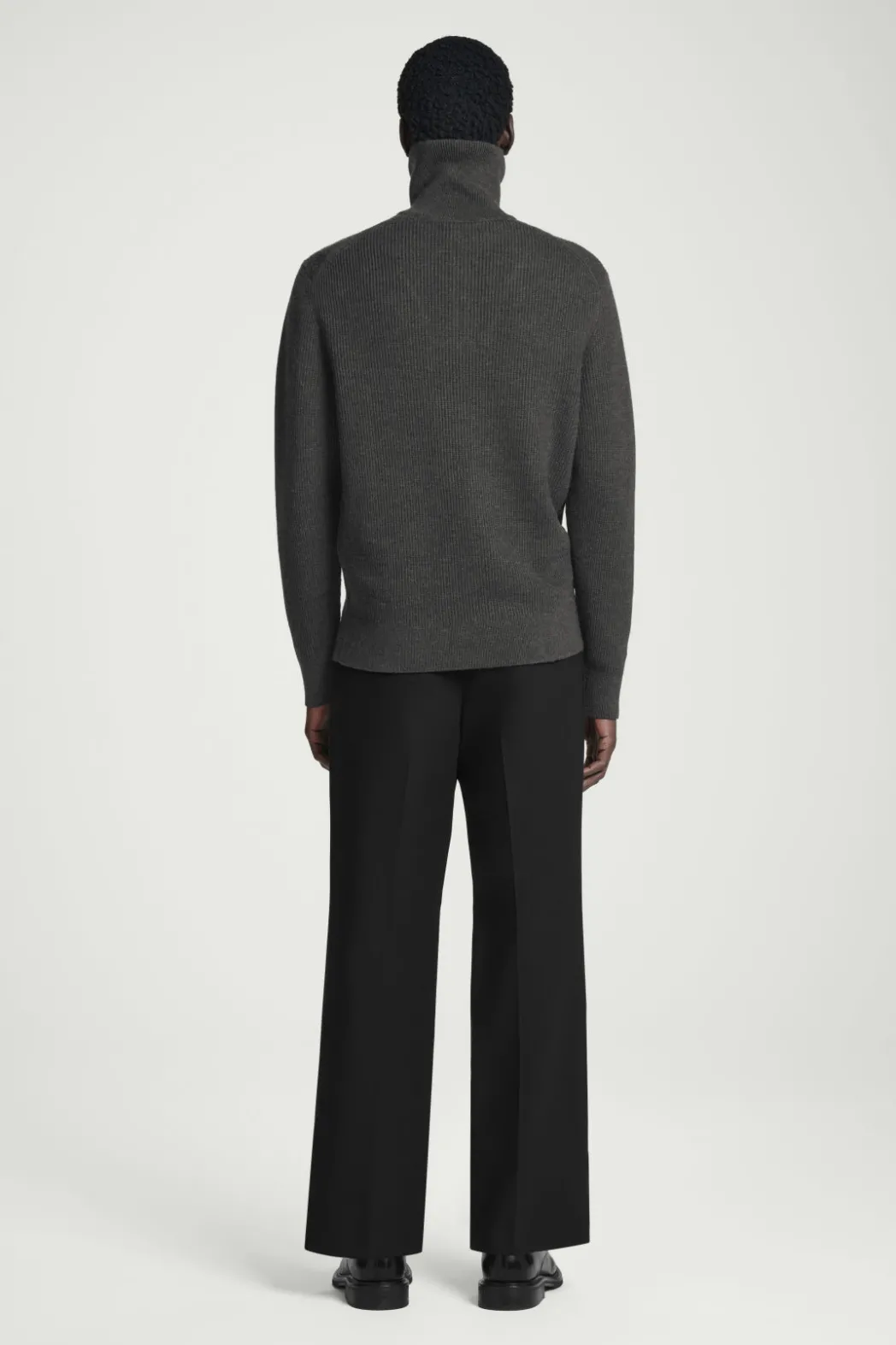 Clearance COS CROPPED WOOL-BLEND FLARED PANTS BLACK