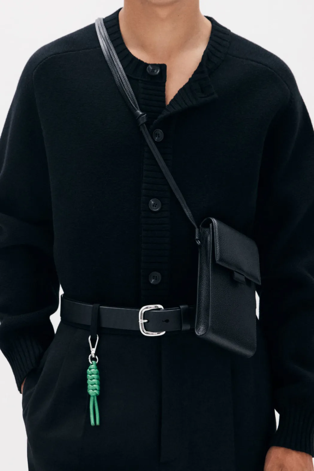 Sale COS CROSSBODY PHONE POUCH - LEATHER BLACK