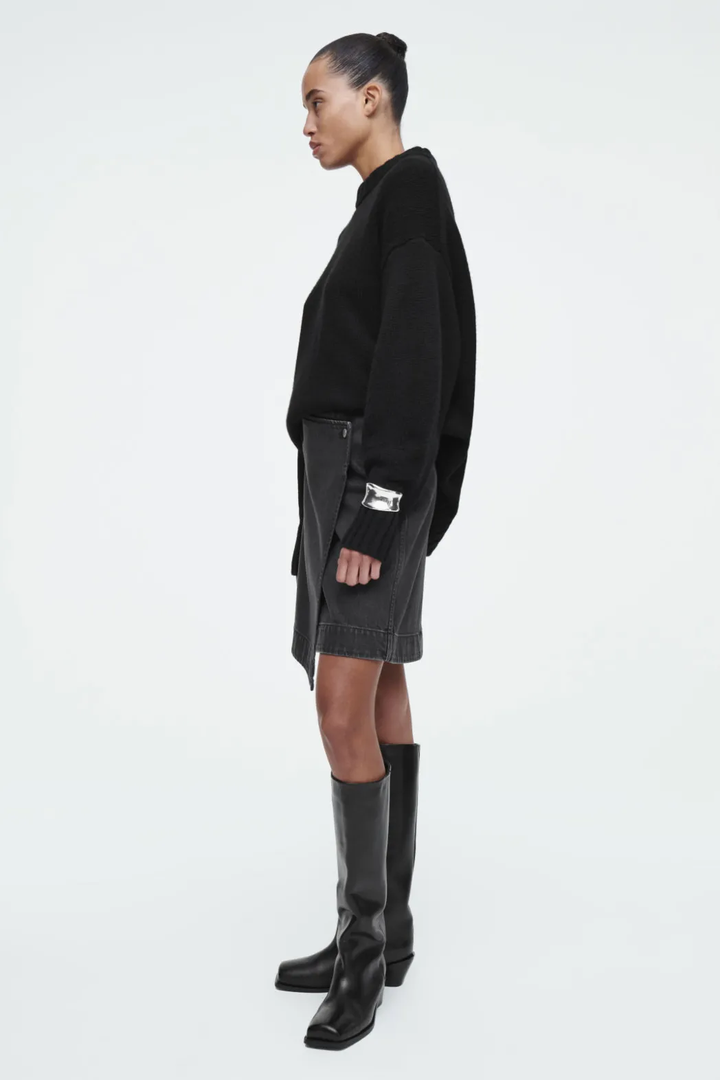 Online COS DENIM MINI WRAP SKIRT WASHED BLACK