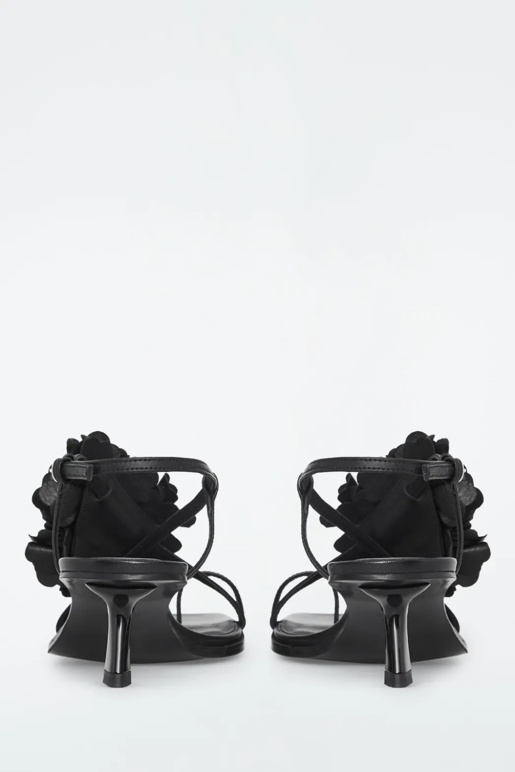 Sale COS DETACHABLE-FLOWER KITTEN-HEEL SANDALS BLACK