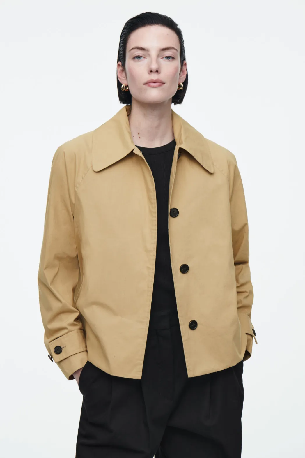 COS DETACHABLE-HOOD SHORT TRENCH COAT BEIGE