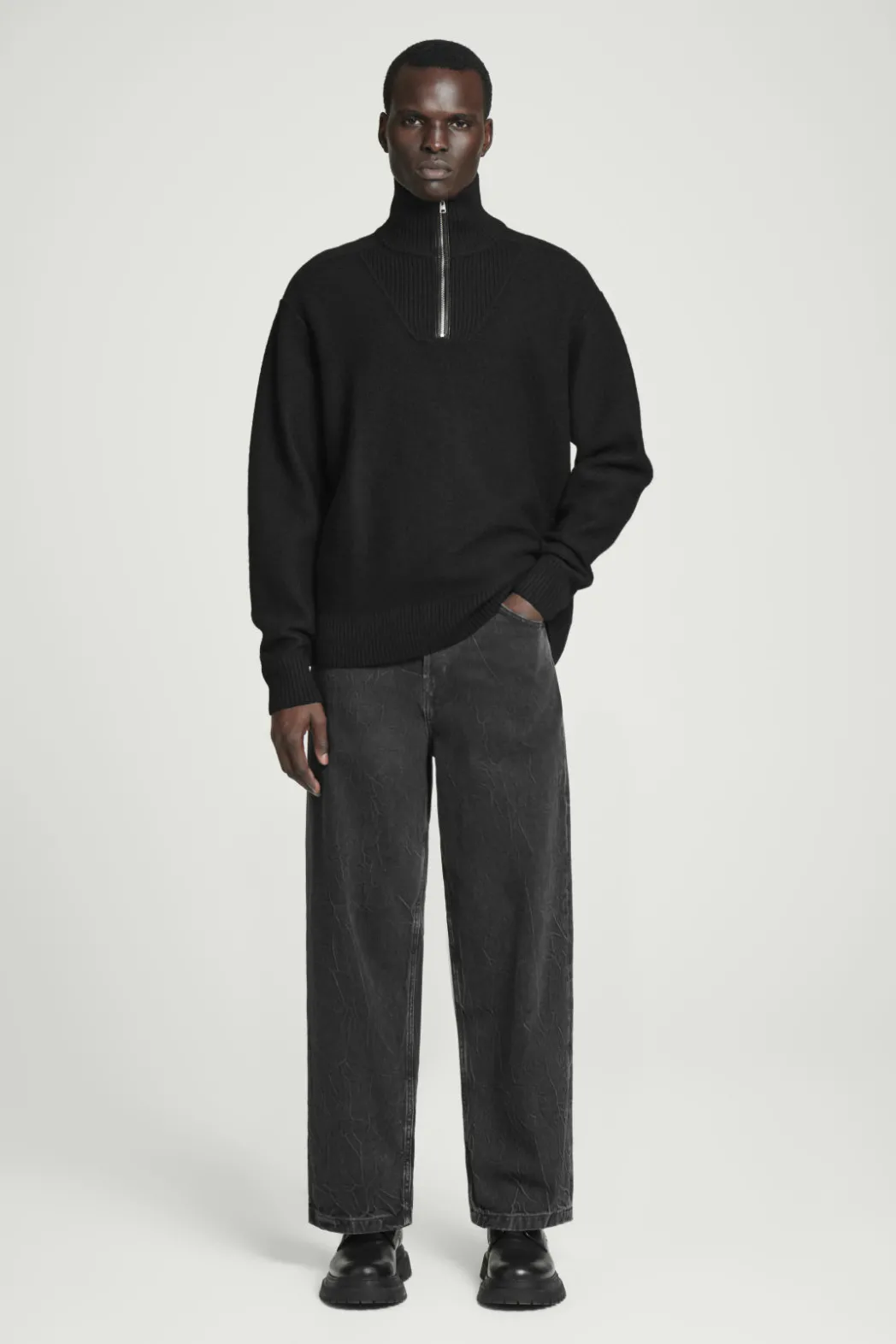 Outlet COS DOME STRAIGHT-LEG JEANS BLACK