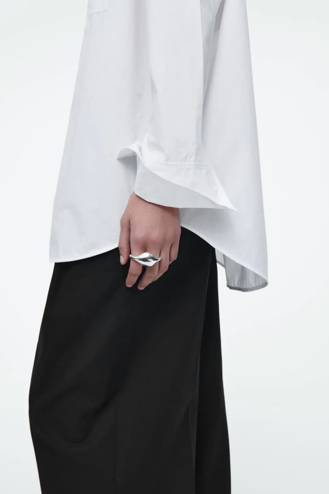 Discount COS DOUBLE DROPLET RING SILVER