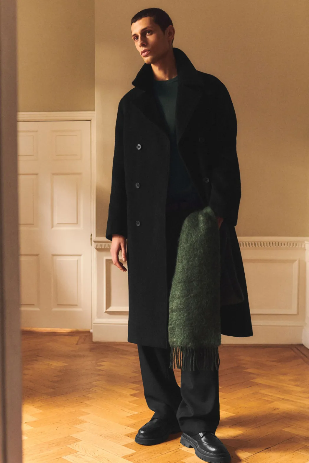 Hot COS DOUBLE-BREASTED WOOL OVERCOAT BLACK