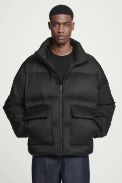 COS DOWN-FILLED PUFFER JACKET BLACK