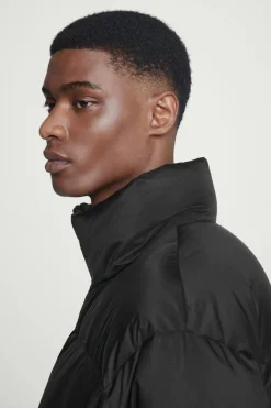 COS DOWN-FILLED PUFFER JACKET BLACK