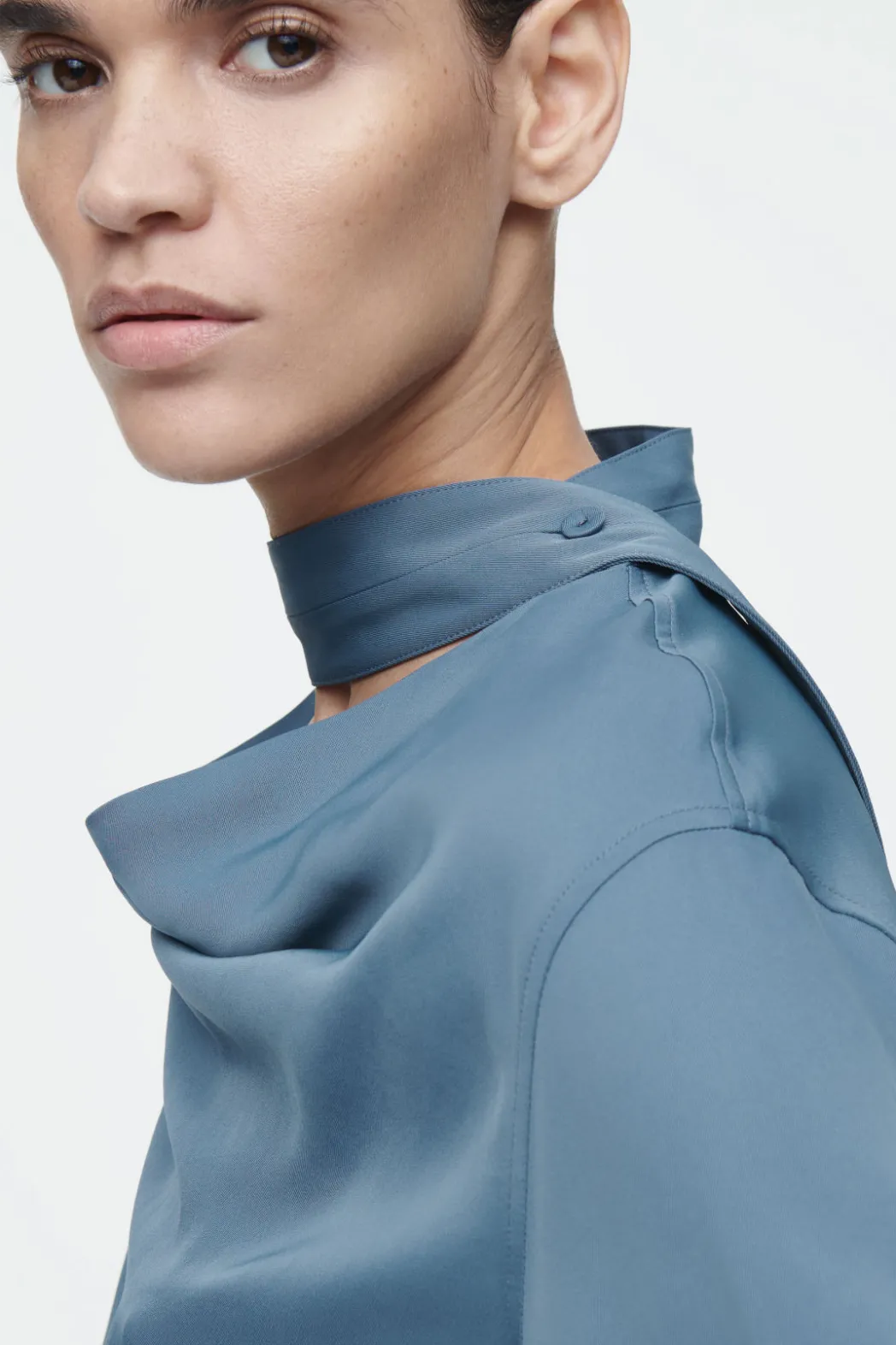 Sale COS DRAPED SCARF-DETAIL BLOUSE BLUE