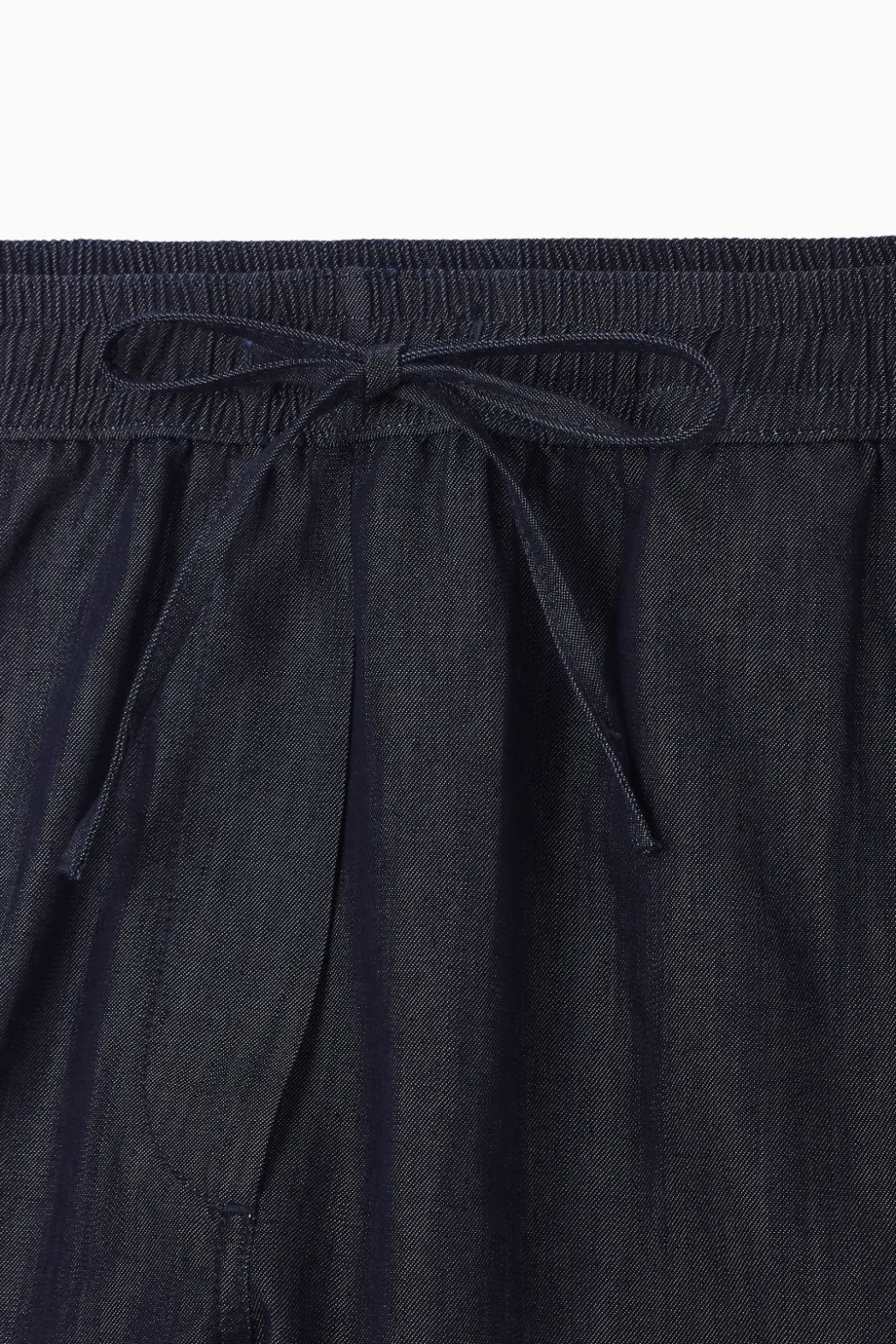 Discount COS DRAWSTRING DENIM SHORTS INDIGO