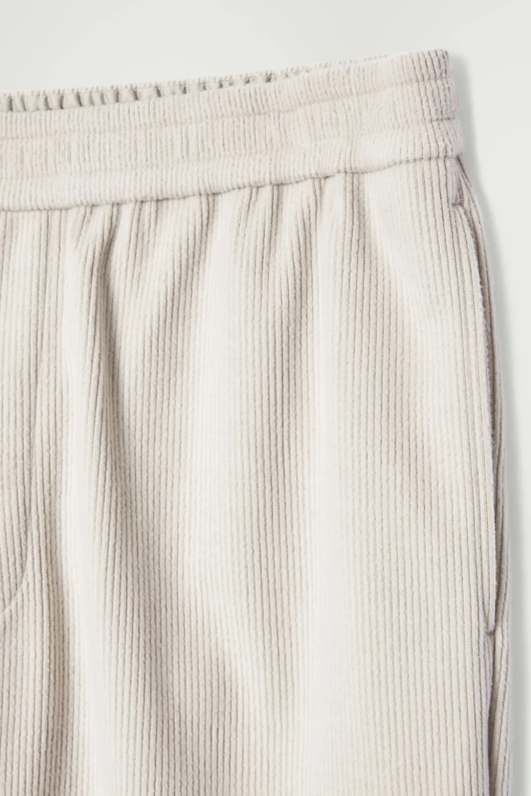 Clearance COS ELASTICATED CORDUROY-JERSEY PANTS LIGHT MOLE