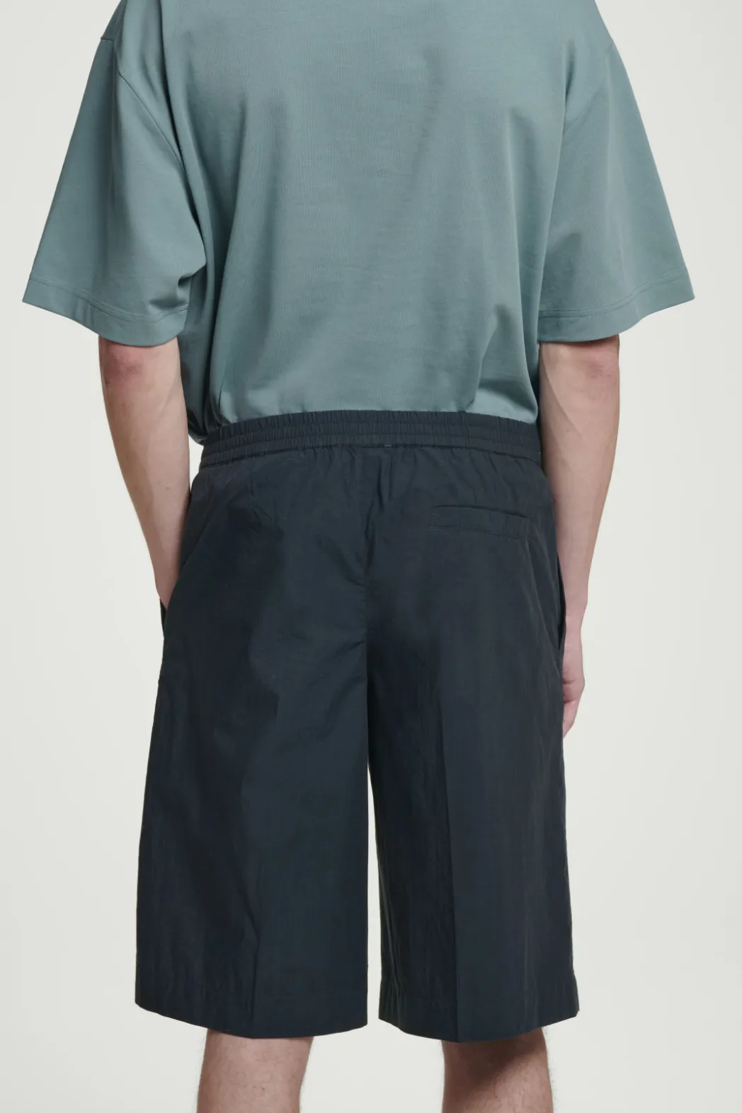 Clearance COS ELASTICATED COTTON SHORTS NAVY