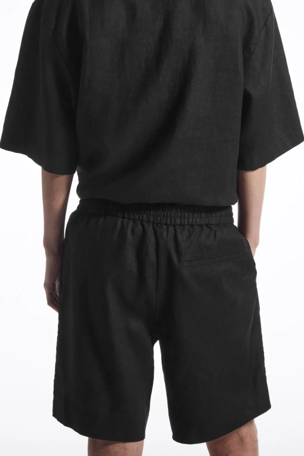 New COS ELASTICATED LINEN SHORTS BLACK