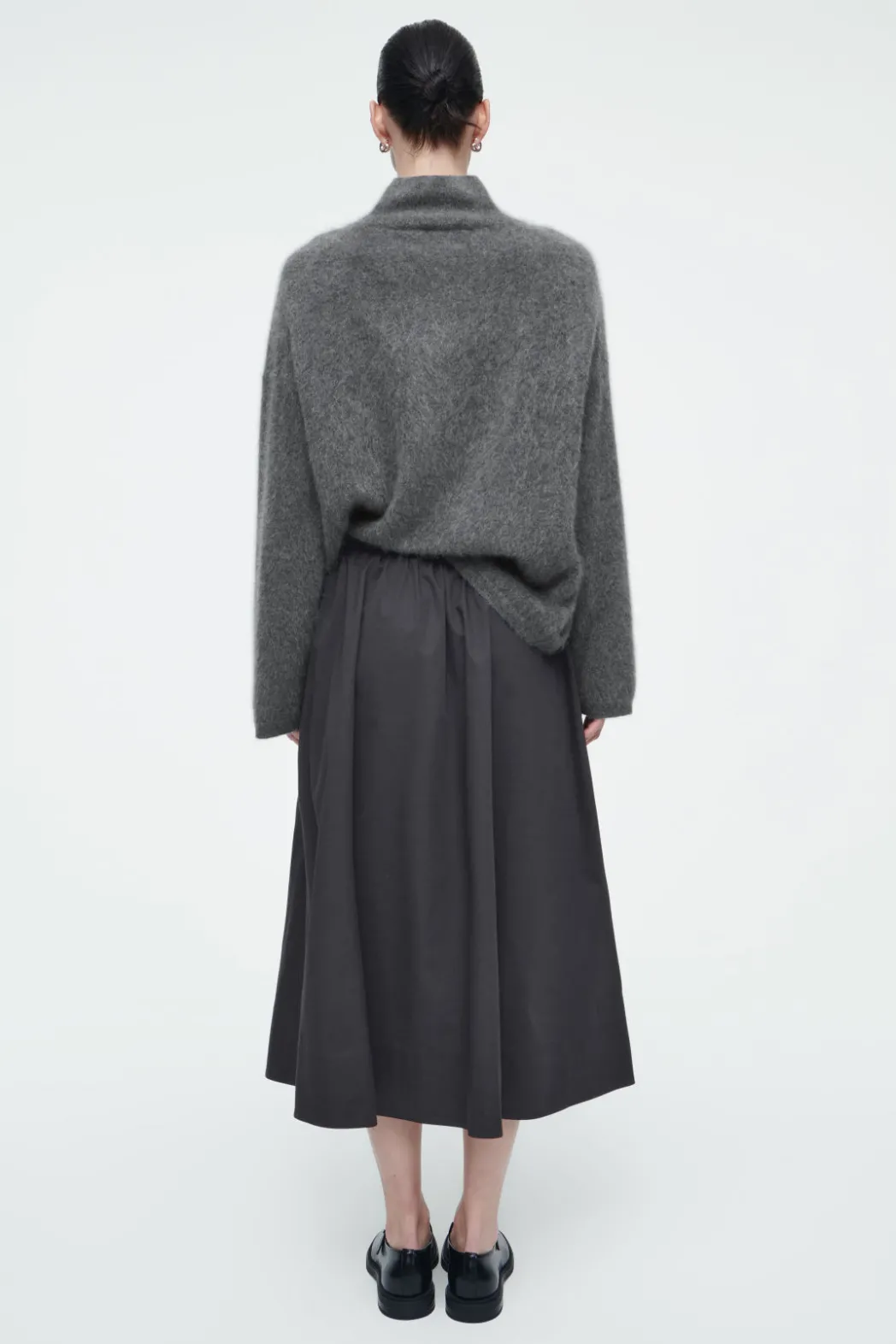 Hot COS ELASTICATED MIDI SKIRT BLACK